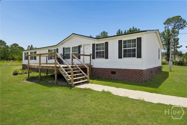 196 Tupelo Loop NE, Ludowici, GA 31316