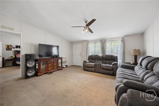 196 Tupelo Loop NE, Ludowici, GA 31316