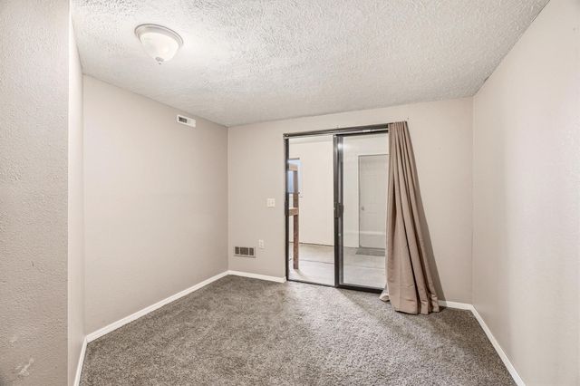 509 E E Shiloh Hills Dr Dr, Spokane, WA 99208