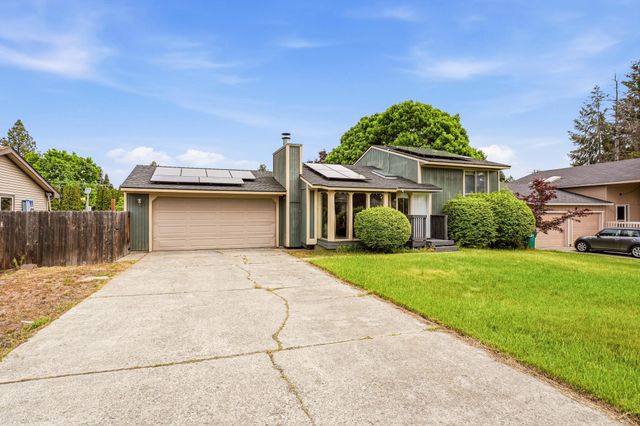 509 E E Shiloh Hills Dr Dr, Spokane, WA 99208