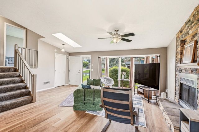 509 E E Shiloh Hills Dr Dr, Spokane, WA 99208