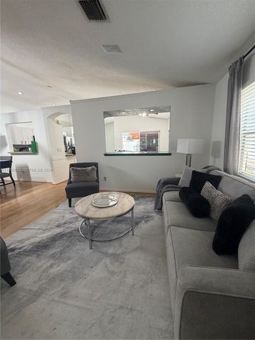 7760 Manor Forest Lane, Boynton Beach, FL 33436