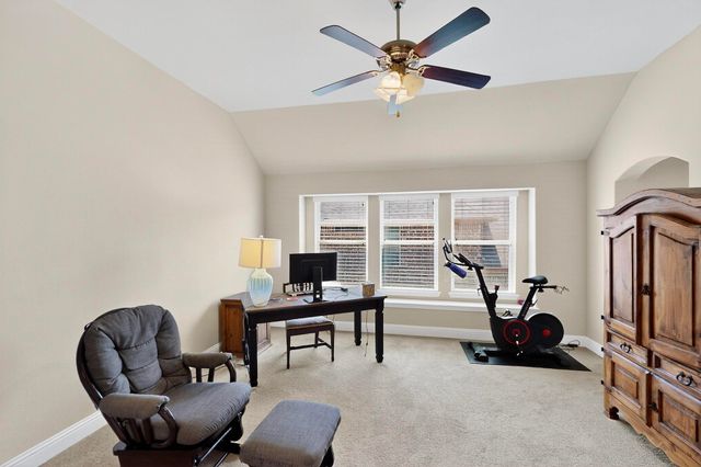 400 Clear Creek Drive, Mansfield, TX 76063