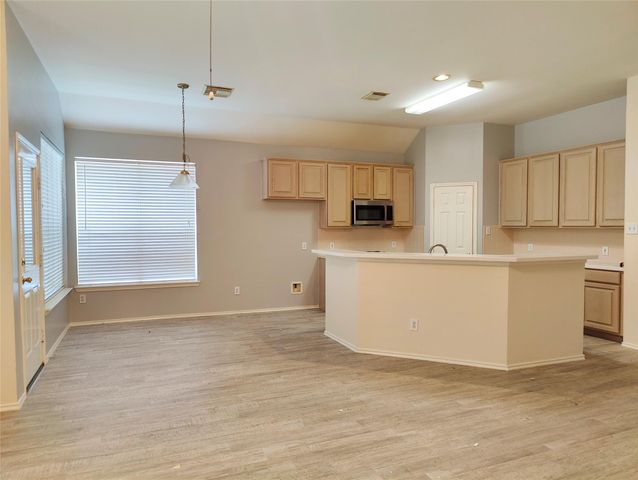 7127 Bristol Ridge Drive, Houston, TX 77095