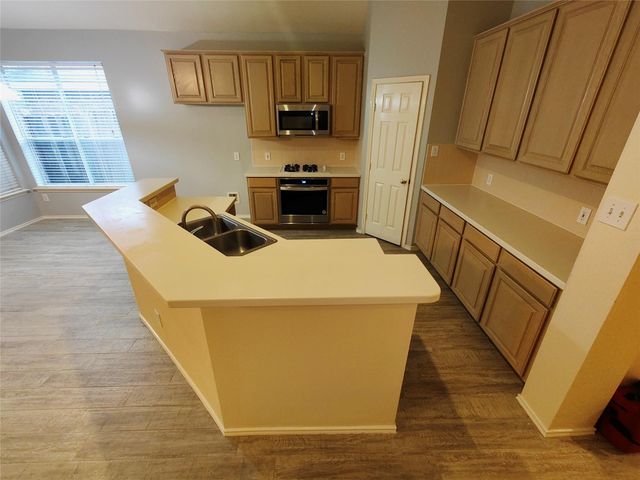 7127 Bristol Ridge Drive, Houston, TX 77095
