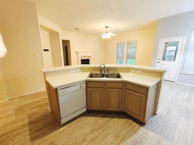 7127 Bristol Ridge Drive, Houston, TX 77095