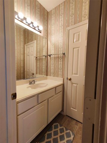 7127 Bristol Ridge Drive, Houston, TX 77095