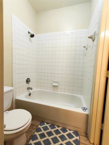 7127 Bristol Ridge Drive, Houston, TX 77095