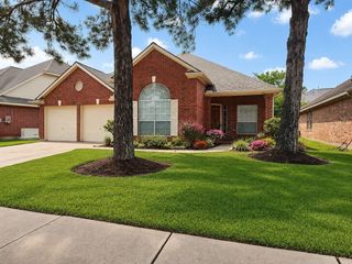 7127 Bristol Ridge Drive, Houston, TX 77095