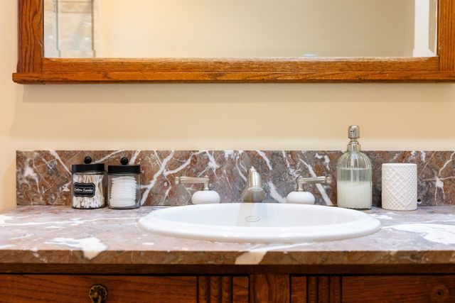 615 Bryan Road, Stowe, VT 05672