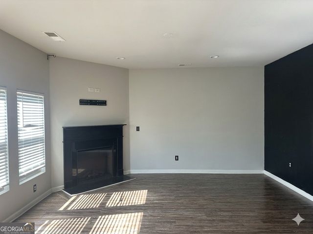 637 Emporia Loop, Mcdonough, GA 30253