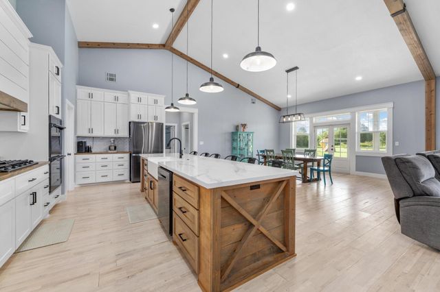 1029 E 120th Ave N, Belle Plaine, KS 67013