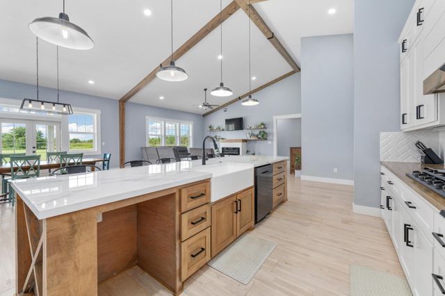 1029 E 120th Ave N, Belle Plaine, KS 67013