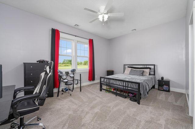 1029 E 120th Ave N, Belle Plaine, KS 67013