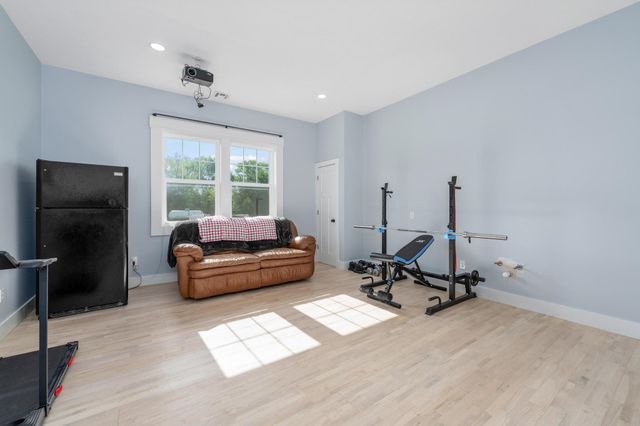 1029 E 120th Ave N, Belle Plaine, KS 67013