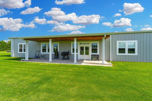 1029 E 120th Ave N, Belle Plaine, KS 67013