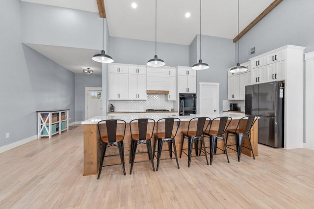 1029 E 120th Ave N, Belle Plaine, KS 67013