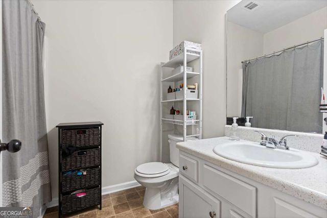 561 Oakside Place, Acworth, GA 30102