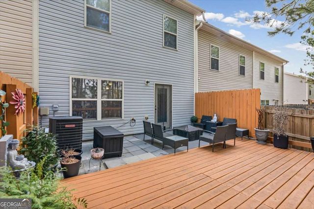 561 Oakside Place, Acworth, GA 30102