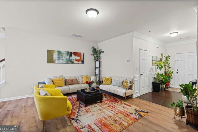 561 Oakside Place, Acworth, GA 30102