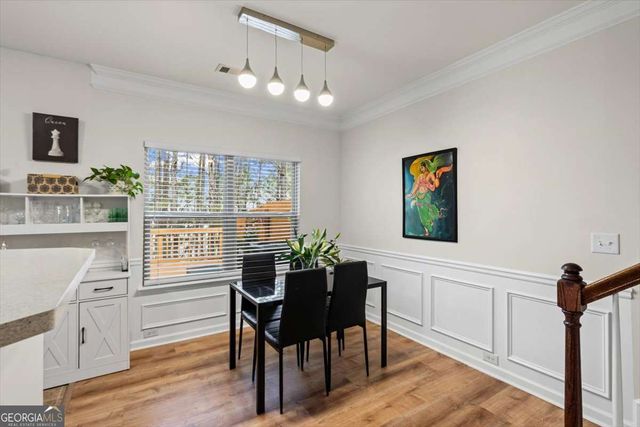 561 Oakside Place, Acworth, GA 30102