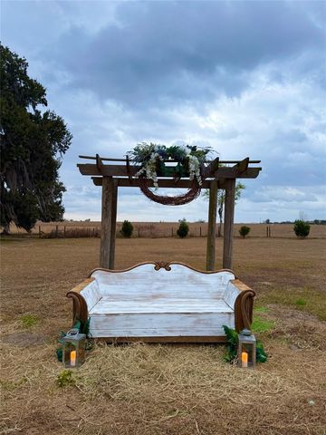 15300 LAKE IOLA ROAD, Dade City, FL 33523