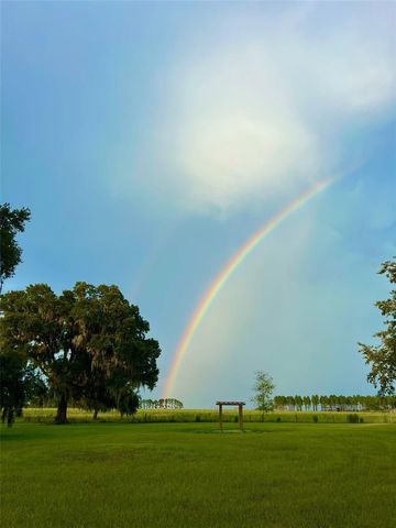 15300 LAKE IOLA ROAD, Dade City, FL 33523
