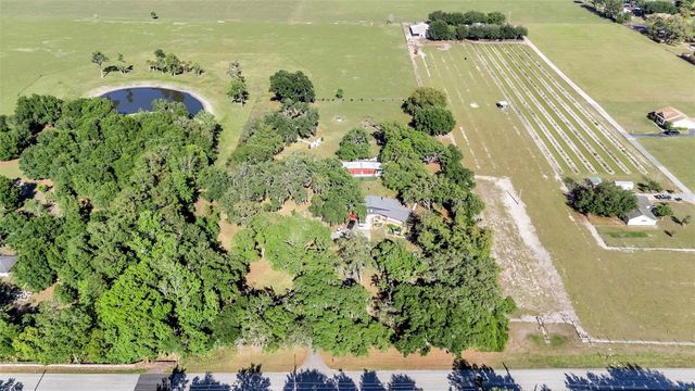 15300 LAKE IOLA ROAD, Dade City, FL 33523