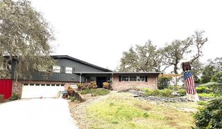 15300 LAKE IOLA ROAD, Dade City, FL 33523