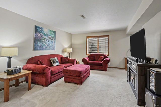 29455 County Road 2, Elkhart, IN 46514