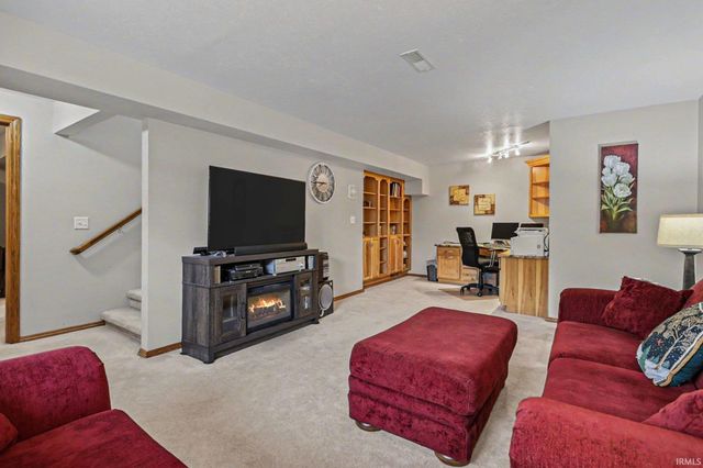 29455 County Road 2, Elkhart, IN 46514