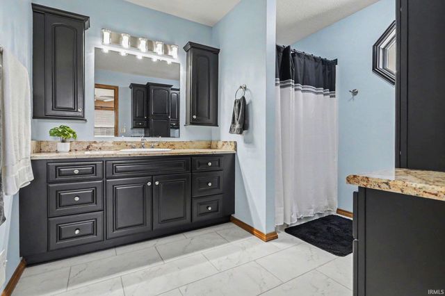 29455 County Road 2, Elkhart, IN 46514