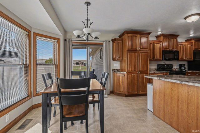 29455 County Road 2, Elkhart, IN 46514