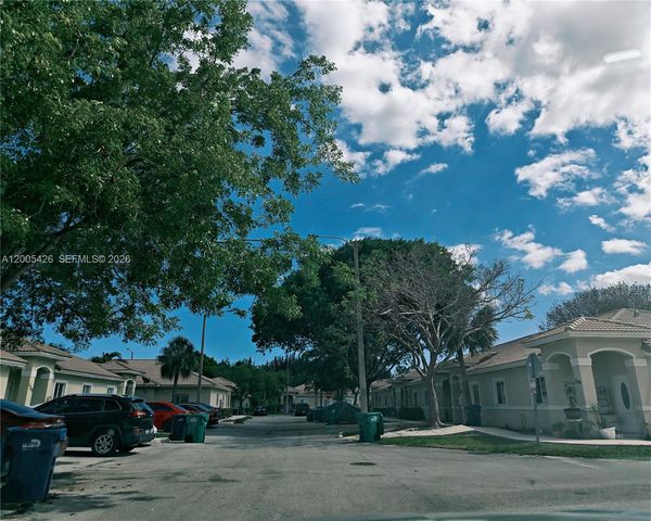 13264 Old Biscayne Dr 403, Homestead, FL 33033