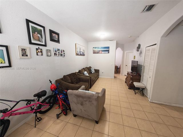 13264 Old Biscayne Dr 403, Homestead, FL 33033
