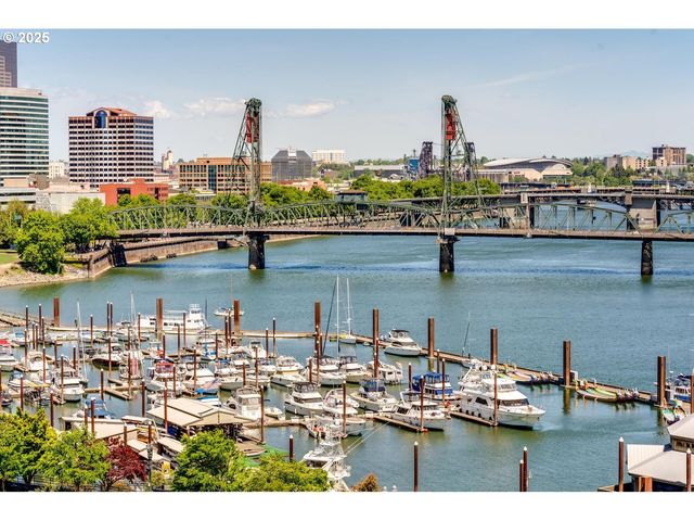 305 S MONTGOMERY St 409, Portland, OR 97201