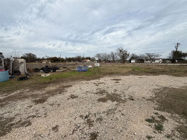 7904 County Road 915, Joshua, TX 76058