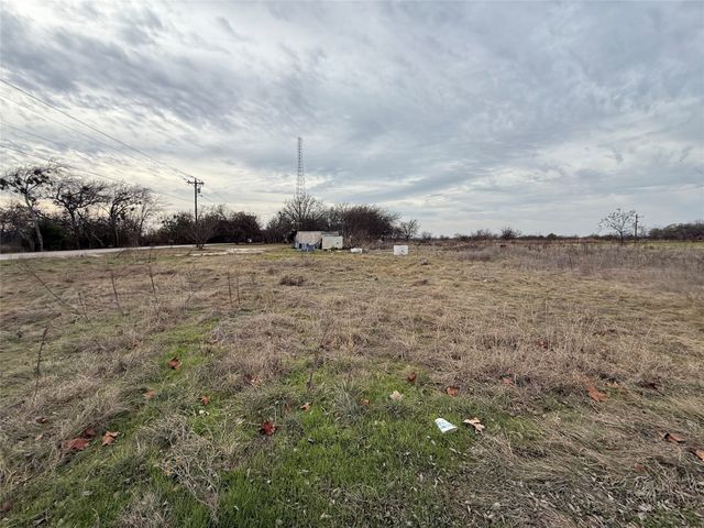 7904 County Road 915, Joshua, TX 76058