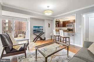 520 N St SW Apt 224, Washington, DC 20024