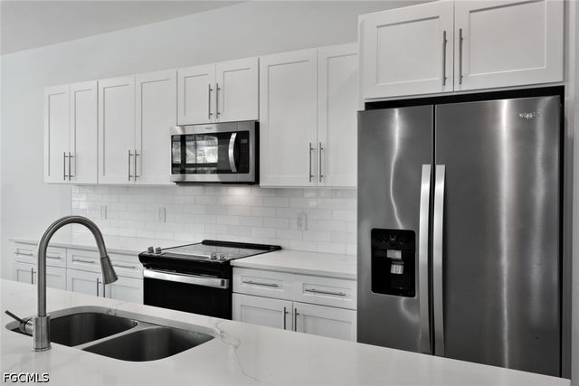 1613 NW 42nd PL, Cape Coral, FL 33993