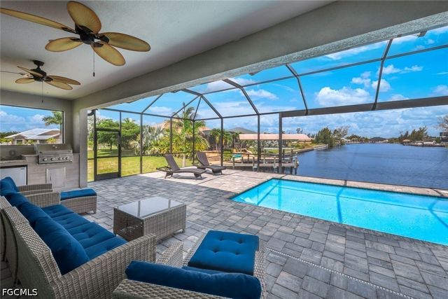 1613 NW 42nd PL, Cape Coral, FL 33993