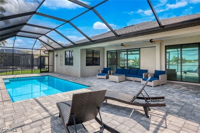 1613 NW 42nd PL, Cape Coral, FL 33993