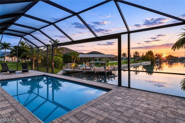 1613 NW 42nd PL, Cape Coral, FL 33993