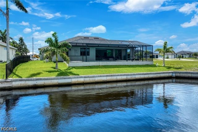 1613 NW 42nd PL, Cape Coral, FL 33993