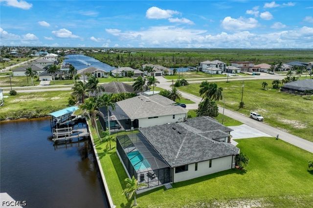 1613 NW 42nd PL, Cape Coral, FL 33993