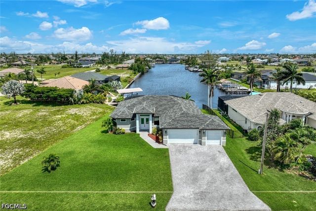 1613 NW 42nd PL, Cape Coral, FL 33993