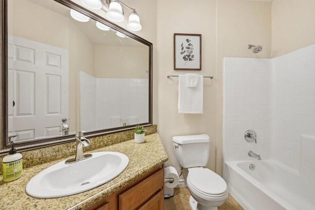 3855 Elijah Ct 721, San Diego, CA 92130