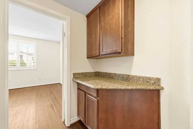 3855 Elijah Ct 721, San Diego, CA 92130