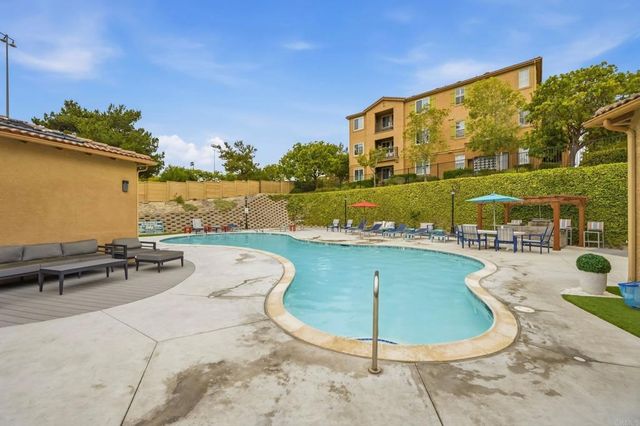 3855 Elijah Ct 721, San Diego, CA 92130