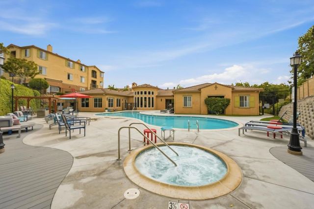 3855 Elijah Ct 721, San Diego, CA 92130